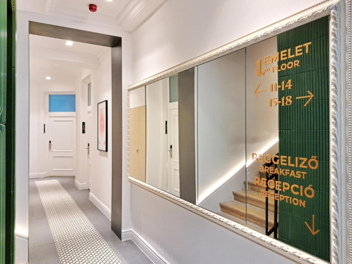 Hotel Domus Collis Gyor Exterior photo